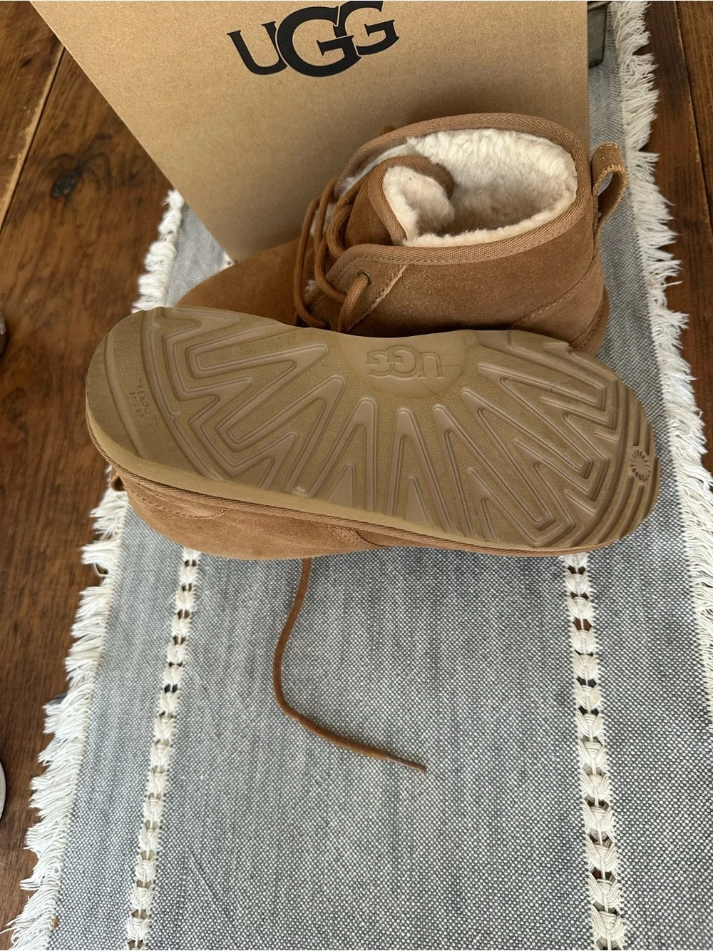 UGG Kids Chestnut Suede Lace-Up Boots with Shearling